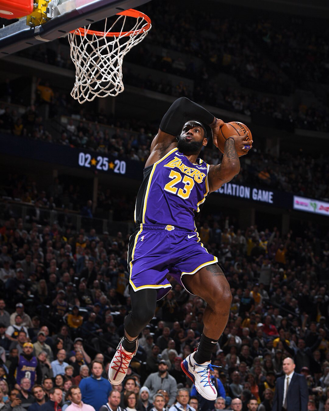 西甲：巴伦卡诺踢和塞尔达